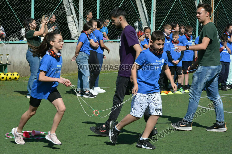100 деца се включиха в спортен празник срещу зависимостите, организиран от Ротари клуб Хасково-Аида