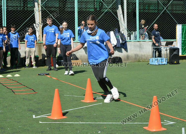 100 деца се включиха в спортен празник срещу зависимостите, организиран от Ротари клуб Хасково-Аида