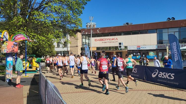 Чепеларе посреща Националния шампионат по планинско бягане