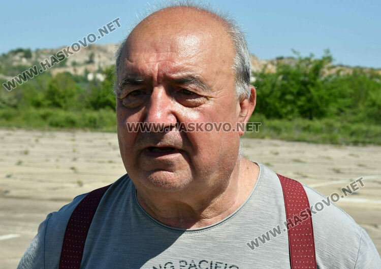 Пенсионираният пилот от ВВС - Румен Тончев 