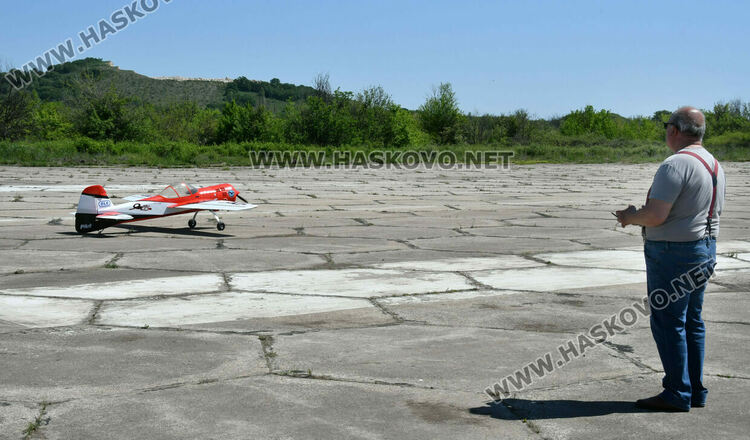 Любители на авиоспортовете се събраха на летище Узунджово