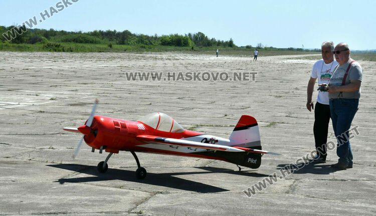 Любители на авиоспортовете се събраха на летище Узунджово