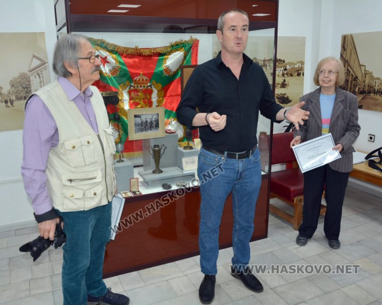 Изложба на шедьоври на оръжеен майстор в навечерието на Гергьовден в РИМ Хасково