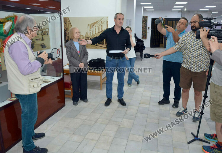 Изложба на шедьоври на оръжеен майстор в навечерието на Гергьовден в РИМ Хасково