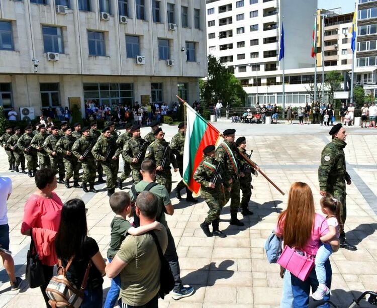 Асеновград отбеляза Гергьовден