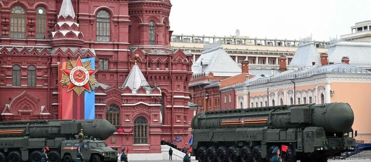 Парадът на Червения площад в Москва през 2024 година