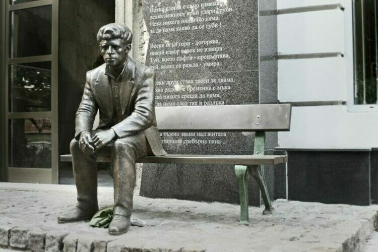 Творческа вечер с писателя Светозар Казанджиев организират в Димитровград