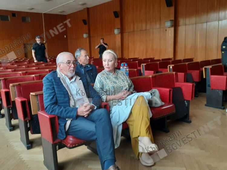 Отложиха делото срещу Лютви Местан поради неявяване на защитник