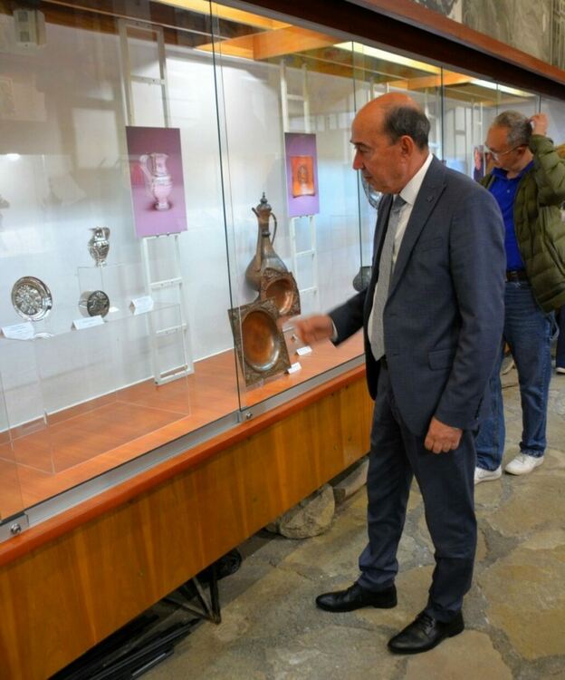 Майски културни празници 2025 г. бяха официално открити с впечатляваща изложба и рок концерт