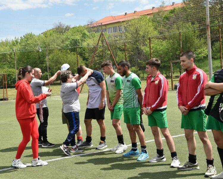 Харманли бе домакин на турнир по хокей на трева