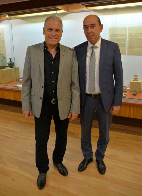 Майски културни празници 2025 г. бяха официално открити с впечатляваща изложба и рок концерт