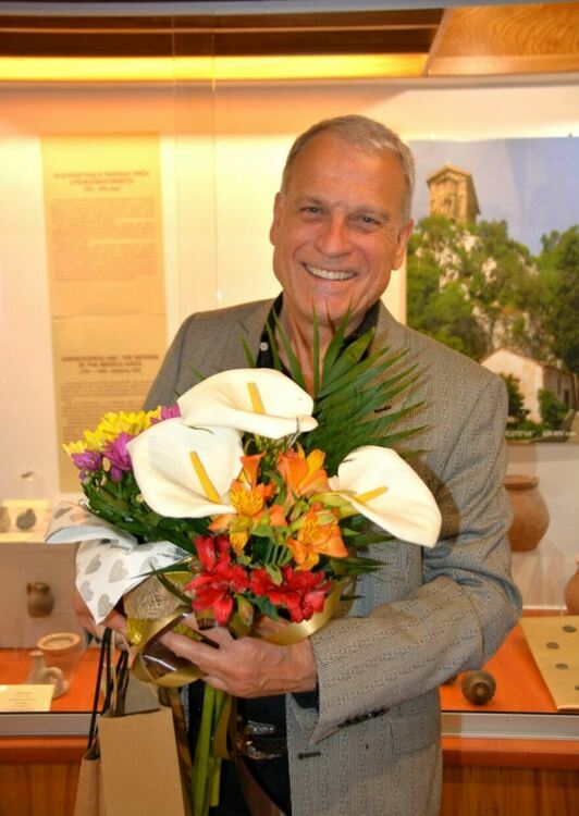 Майски културни празници 2025 г. бяха официално открити с впечатляваща изложба и рок концерт