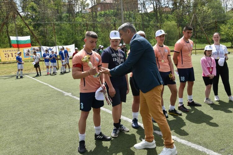 Харманли бе домакин на турнир по хокей на трева