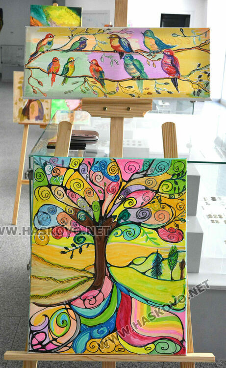 Известеният педагог и спортен деятел Силвия Тенчева откри първа самостоятелна изложба