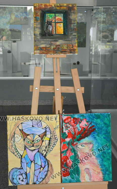 Известеният педагог и спортен деятел Силвия Тенчева откри първа самостоятелна изложба