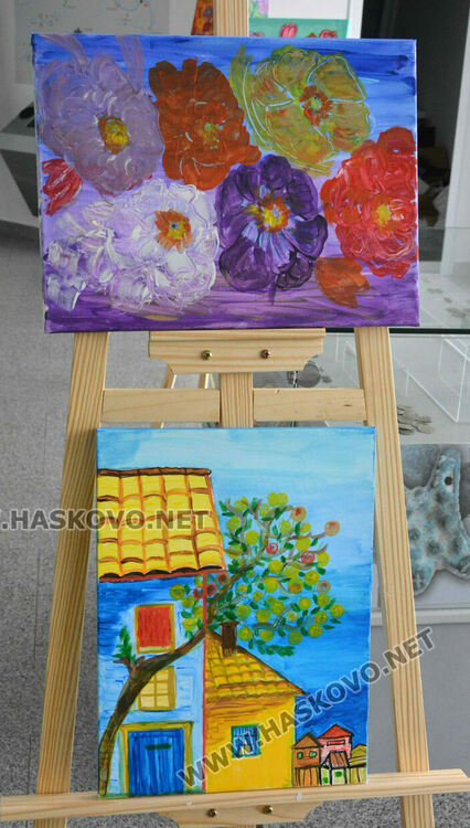 Известеният педагог и спортен деятел Силвия Тенчева откри първа самостоятелна изложба