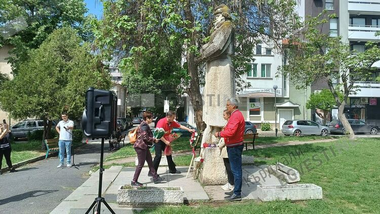 Кърджали отбелязва Деня на Победата, българи, рускини и украинки почетоха паметта на загиналите герои