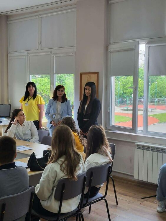 Ден на ученическото самоуправление се проведе в ОУ Алеко Константинов