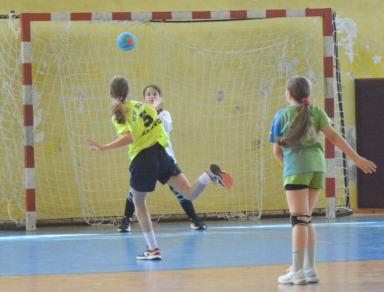 Хасково е домакин на Държавния финал по хандбал за момичета до 11 години