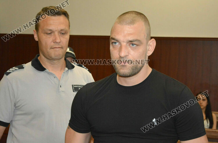 Оставиха в ареста за постоянно 34-годишния мъж, пребил скитник до смърт