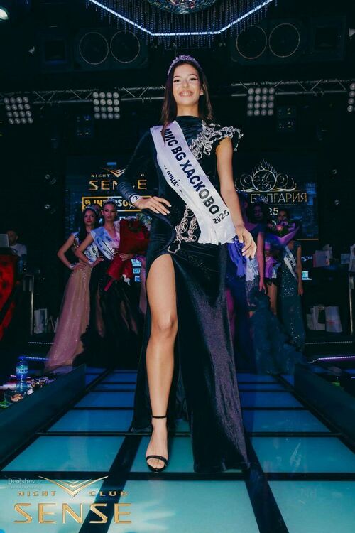 18-годишната Яница Борисова е „Мис България – Хасково 2025“