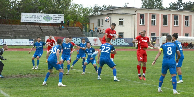 „Саяна“ с домакински успех