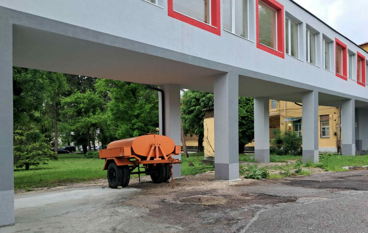 Поставиха водоноски на три места в Хасково заради забраната за пиене