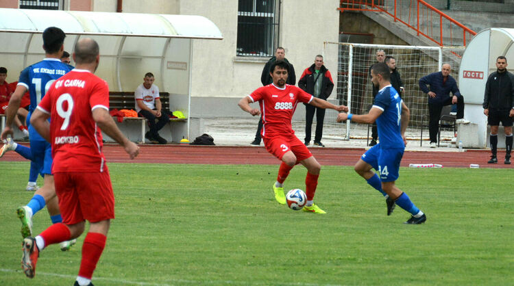 „Саяна“ с домакински успех