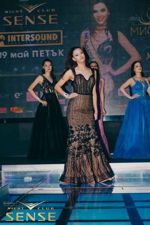 18-годишната Яница Борисова е „Мис България – Хасково 2025“