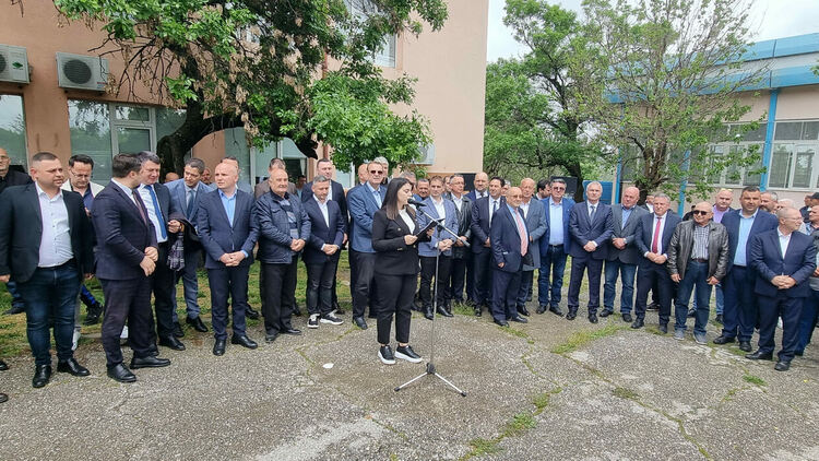 Мюмюн Искендер дойде на празника в Караманци с прокурорско разрешение