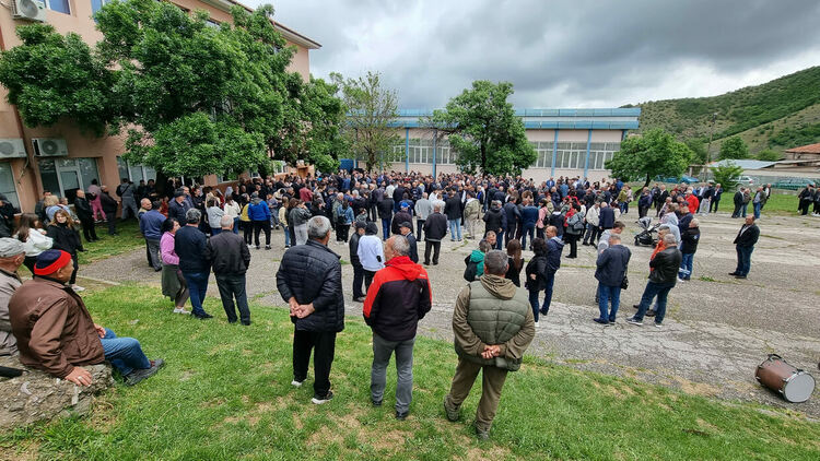 Мюмюн Искендер дойде на празника в Караманци с прокурорско разрешение