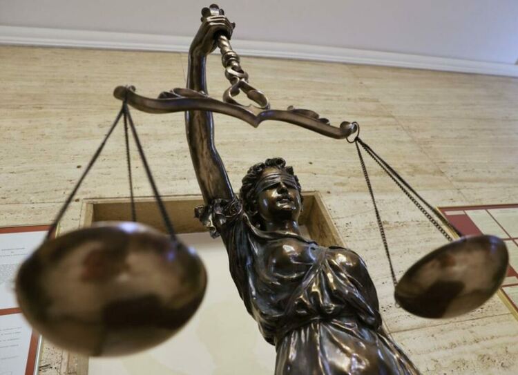  Юристи: Референдумът за еврото е противоконституционен
