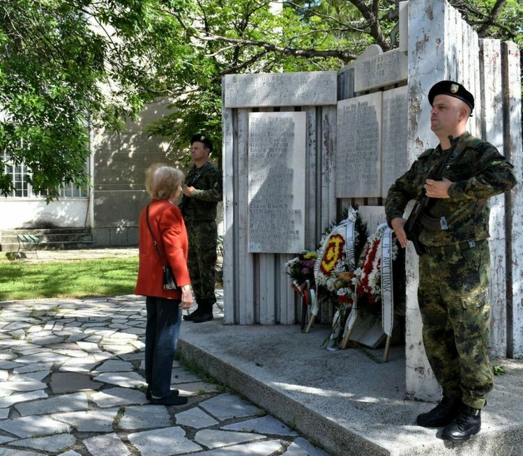 Асеновград отбеляза Деня на обединена Европа и годишнината от победата над хитлерофашизма