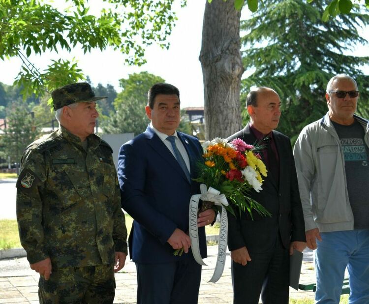 Асеновград отбеляза Деня на обединена Европа и годишнината от победата над хитлерофашизма