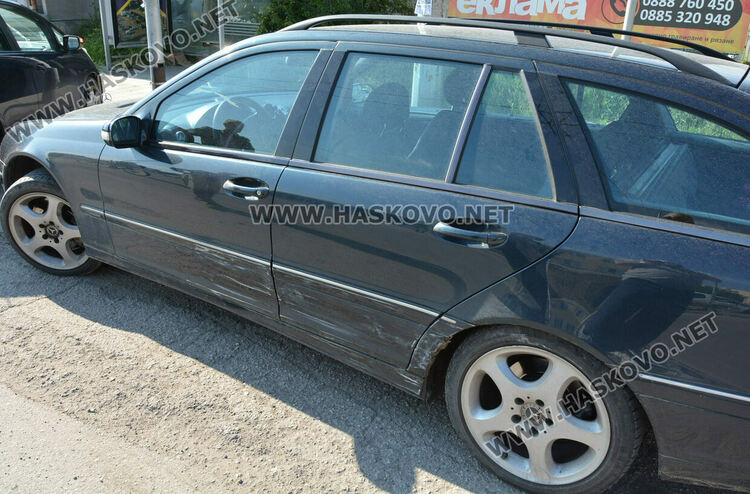 Три коли катастрофираха на кръстовището до Цигарената фабрика