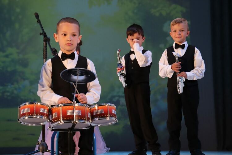 Хасковското училище „Св. св. Кирил и Методий“ отпразнува 140-годишнина от създаването си