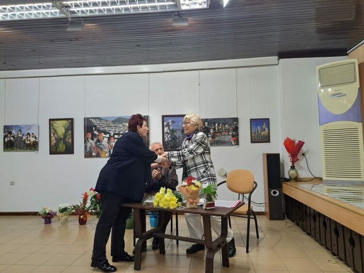 Творческият път на доц. Елена Меракова бе почетен в Смолян