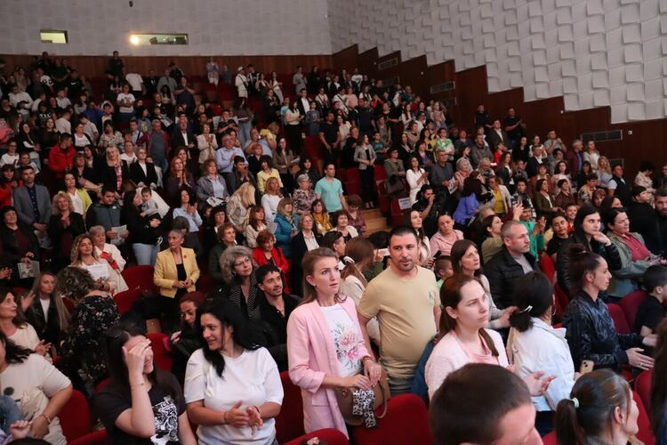 Хасковското училище „Св. св. Кирил и Методий“ отпразнува 140-годишнина от създаването си