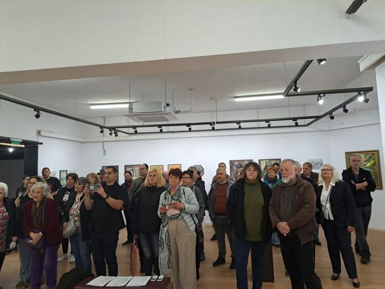 Традиционна изложба на смолянски художници откриха в галерията по повод 24 май