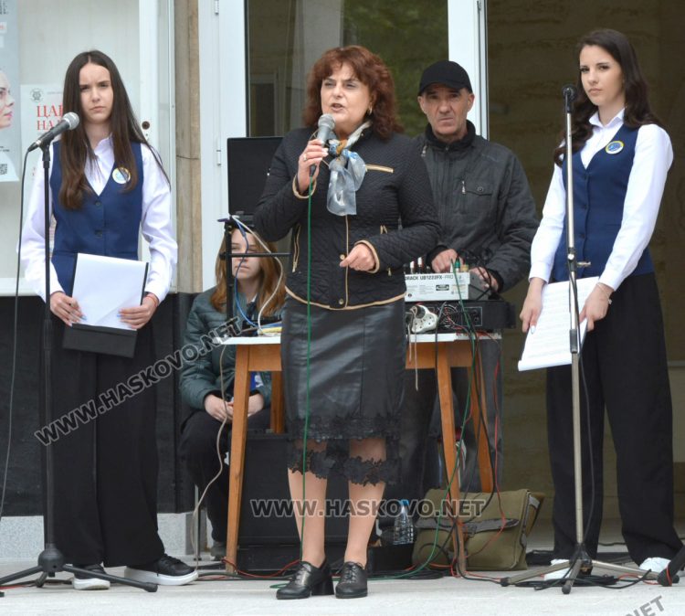 8 професионални гимназии се представиха на „Панорама на професиите“ 