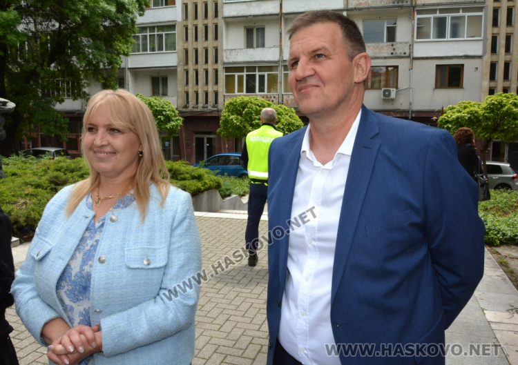 8 професионални гимназии се представиха на „Панорама на професиите“ 