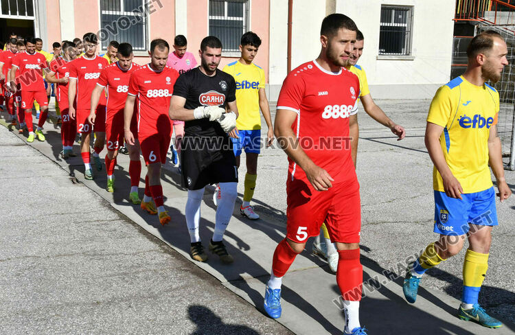 „Саяна“ и „Димитровград“ не се победиха