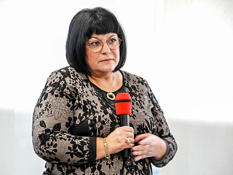 Д-р Цвета Иванова от РЗИ Пловдив е автор на доклада за превишените контролни нива на радиоактивност във водата на Хасково, Снимка: „Марица“