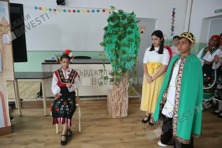 Приказката "Неродената мома"представиха в драматизация учениците от ОУ"П.Яворов" в Кърджали