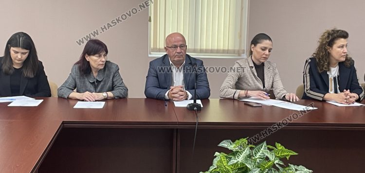 По 90 деца са напуснали училища и детски градини в Хасковска област през последните две години 