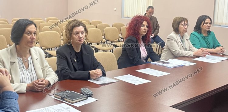 По 90 деца са напуснали училища и детски градини в Хасковска област през последните две години 