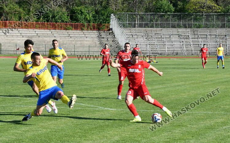 „Саяна“ и „Димитровград“ не се победиха