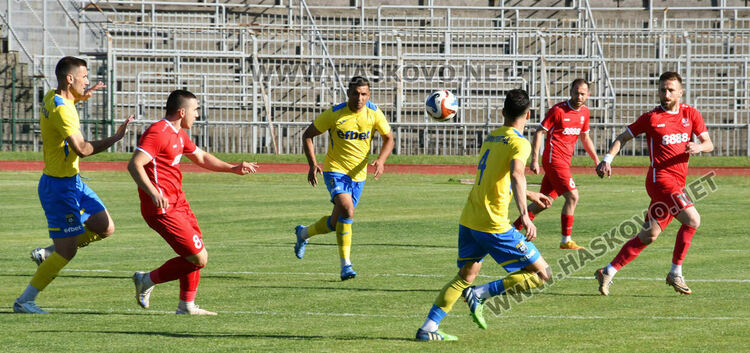 „Саяна“ и „Димитровград“ не се победиха