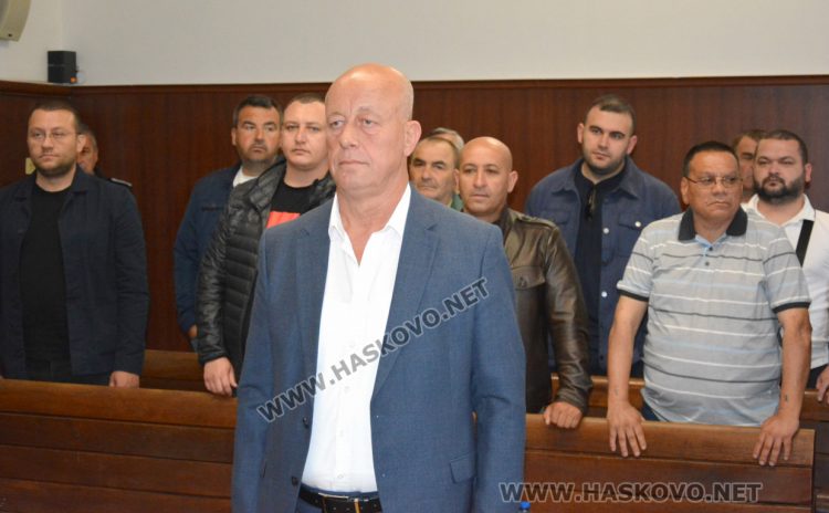 Отложиха делото за отстраняването на Мюмюн Искендер като кмет за 27 май