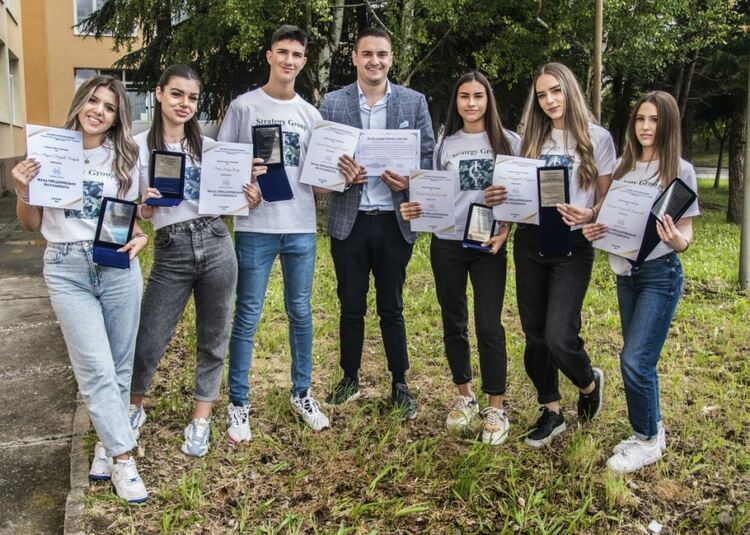 22 май – Ден на отворените врати в Езиковата